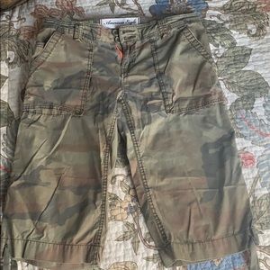 Camo / army cargo capris